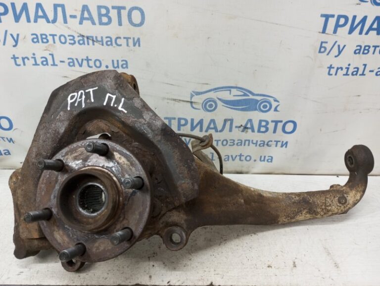 Кулак поворотный левый со ступицей Nissan Pathfinder 2004-2014 40015EB000 (Арт. 82168)