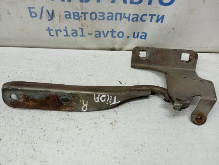 Петля капота правая Nissan Tiida 2004-2014 65400ED00A (Арт. 82218)