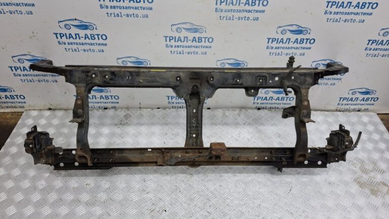Панель передняя Nissan Navara 2011-2018  (Арт. 82222)