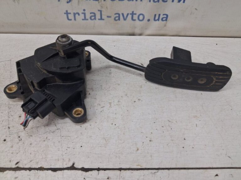 Педаль газа Nissan Tiida 2004-2014 18002AX700 (Арт. 82231)