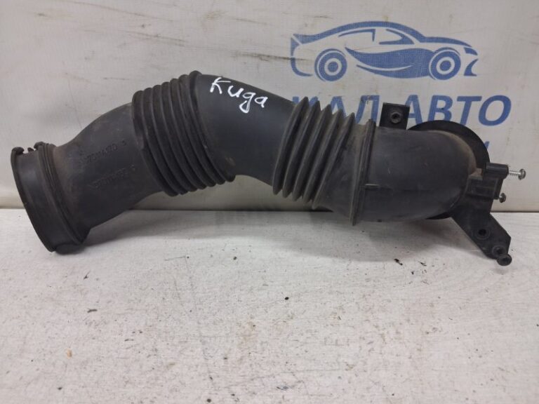 Патрубок воздушного фильтра Ford Kuga 2011-2019  (Арт. 82233)