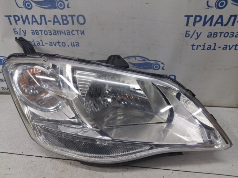 Фара правая галоген SsangYong Korando 2010-2019 8310234300 (Арт. 82301)