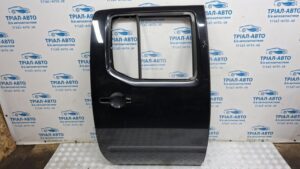 Дверь задняя правая Nissan Navara 2004-2015 82100EB332 (Арт. 82312)