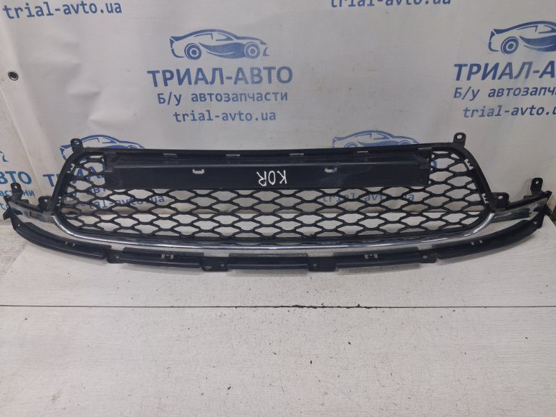Решетка бампера центральная SsangYong Korando 2010-2019 7878134300 (Арт. 82357) Решетка бампера центральная SsangYong Korando 2010-2019 7878134300 (Арт. 82357)