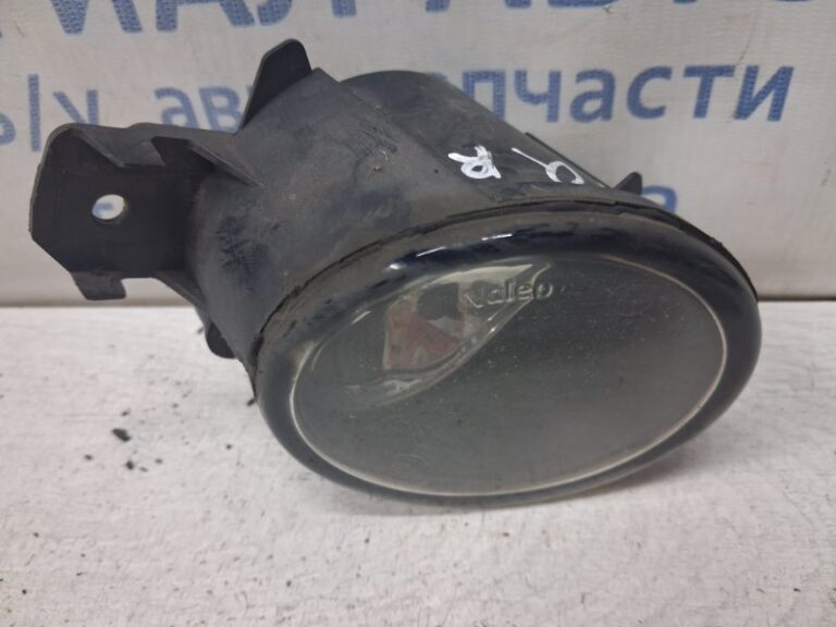 Фара противотуманная правая Nissan Qashqai 2006-2013 261508992A (Арт. 82361)
