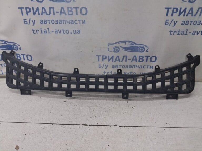 Решетка бампера центральная SsangYong Korando 2010-2019 7878434000 (Арт. 82367)