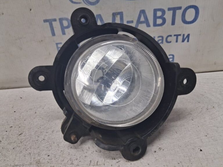 Фара противотуманная правая Kia Sorento 2002-2011 922023E500 (Арт. 82370)