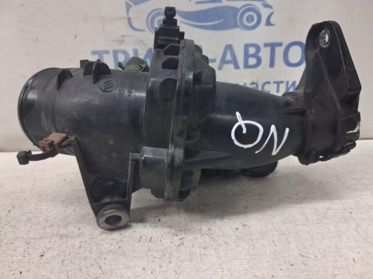 Патрубок турбины Nissan Qashqai 2006-2013 165761844R (Арт. 82416)