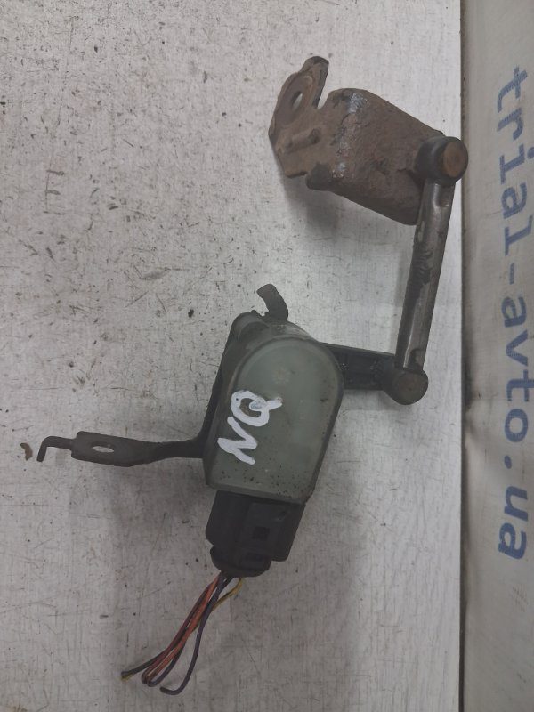Датчик положения уровня фар Nissan Qashqai 2006-2013  (Арт. 82432)