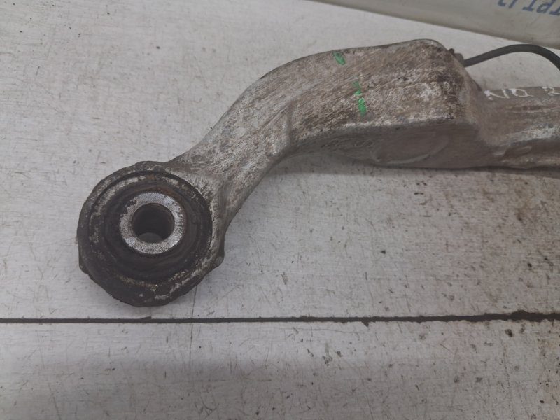 Рычаг задний поперечный верхний правый Nissan Qashqai 2006-2013 (Арт. 82445) Рычаг задний поперечный верхний правый Nissan Qashqai 2006-2013 (Арт. 82445)
