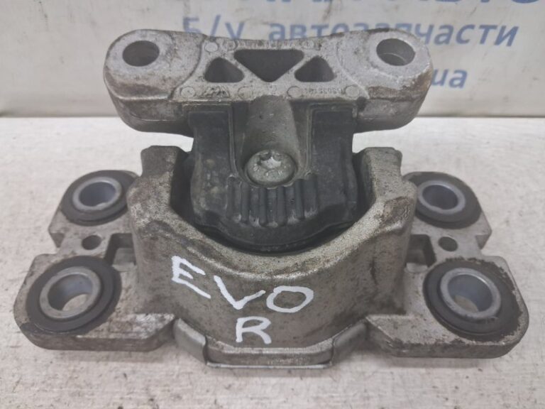 Подушка ДВС правая  Land Rover Range Rover Evoque 2011-2018  (Арт. 82449)