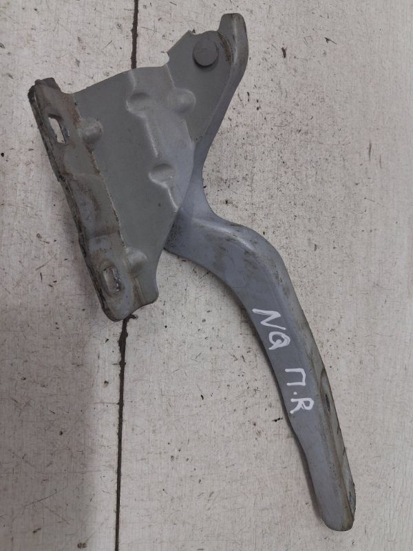 Петля капота правая Nissan Qashqai 2006-2013  (Арт. 82469)