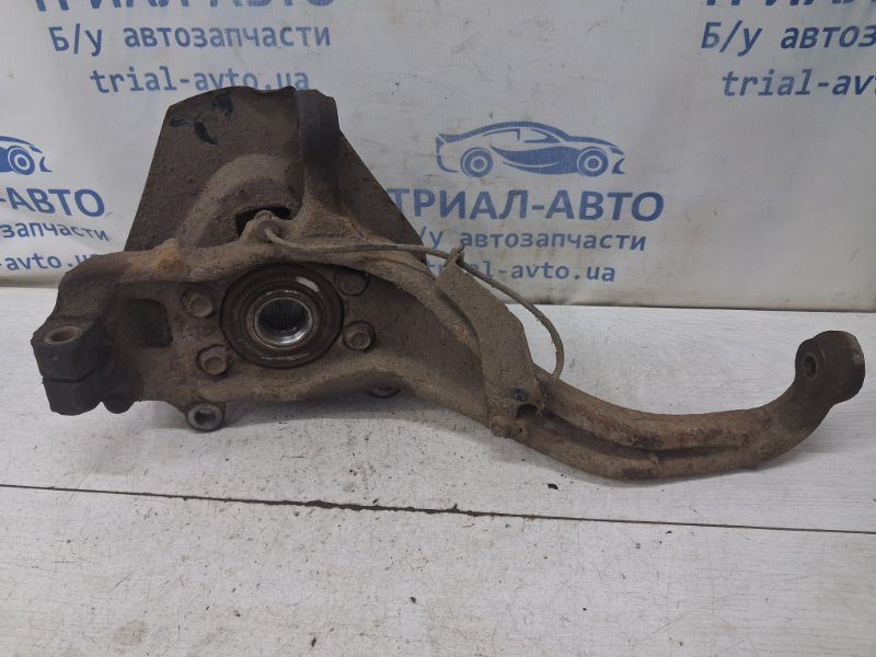 Кулак поворотный правый со ступицей Nissan Navara 2004-2015 (Арт. 82470) Кулак поворотный правый со ступицей Nissan Navara 2004-2015 (Арт. 82470)