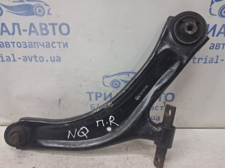 Рычаг передний нижний правый Nissan Qashqai 2006-2013 54500BB00A (Арт. 82518)