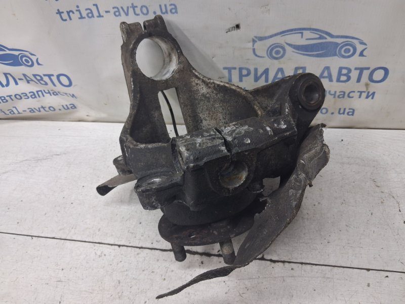 Кулак поворотный правый со ступицей Land Rover Range Rover Evoque 2011-2018 LR072036 (Арт. 82564) Кулак поворотный правый со ступицей Land Rover Range Rover Evoque 2011-2018 LR072036 (Арт. 82564)