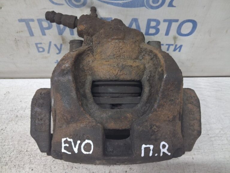 Суппорт передний правый  Land Rover Range Rover Evoque 2011-2018 LR015386 (Арт. 82599)