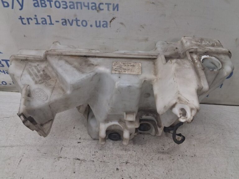 Бачок омывателя  Land Rover Range Rover Evoque 2011-2018 LR025760 (Арт. 82635)