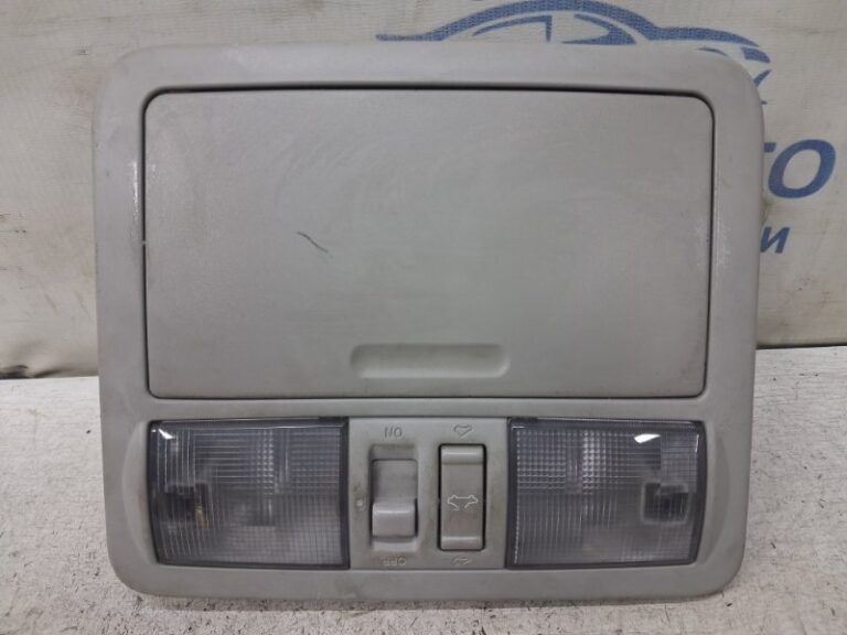 Плафон передний Nissan Navara 2004-2015 26430EB411 (Арт. 82695)