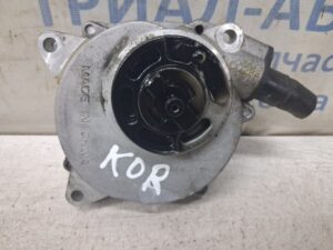 Насос вакуумный SsangYong Korando 2010-2019 6712300165 (Арт. 82712)