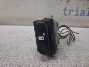 Кнопка подогрева Nissan Qashqai 2006-2013 25500BR00A (Арт. 82732)