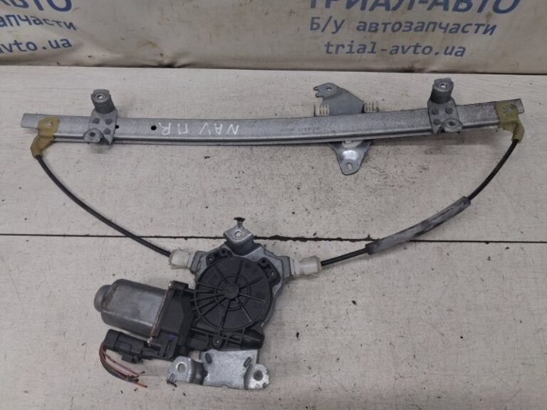 Стеклоподъемник передний правый Nissan Navara 2004-2015 807004X00A (Арт. 82766)