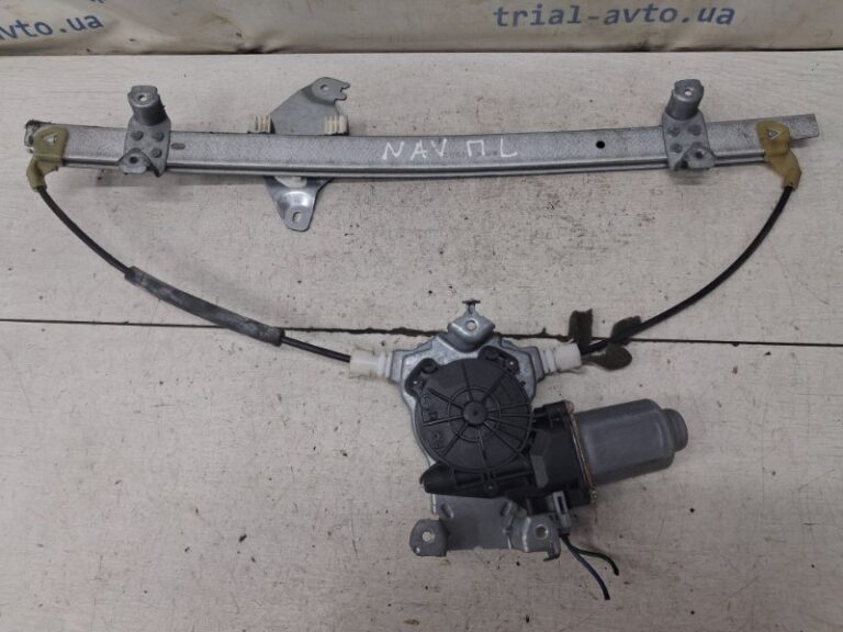 Стеклоподъемник передний левый Nissan Navara 2004-2015 807014X01A (Арт. 82767)