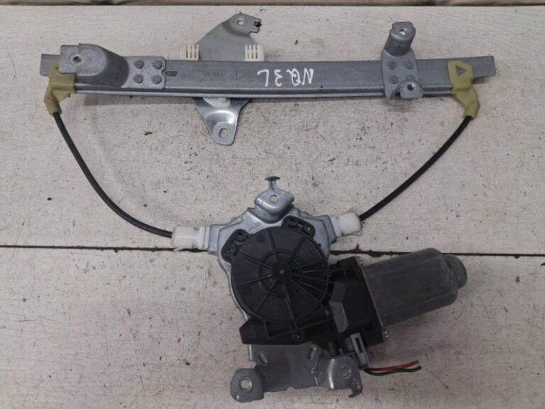 Стеклоподъемник задний левый Nissan Qashqai 2006-2013 82701JD400 (Арт. 82802)