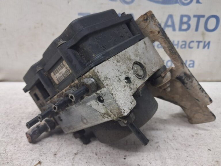 Блок abs Nissan Note 2005-2013 476609U16B (Арт. 82865)