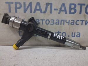 Форсунка топливная Nissan Pathfinder 2004-2014 16600EB300 (Арт. 82877)