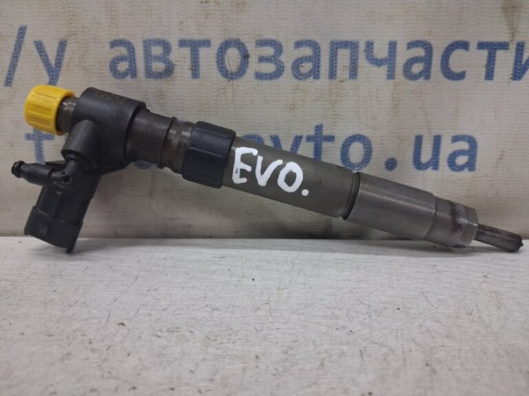Форсунка топливная  Land Rover Range Rover Evoque 2011-2018 LR065508 (Арт. 82881)