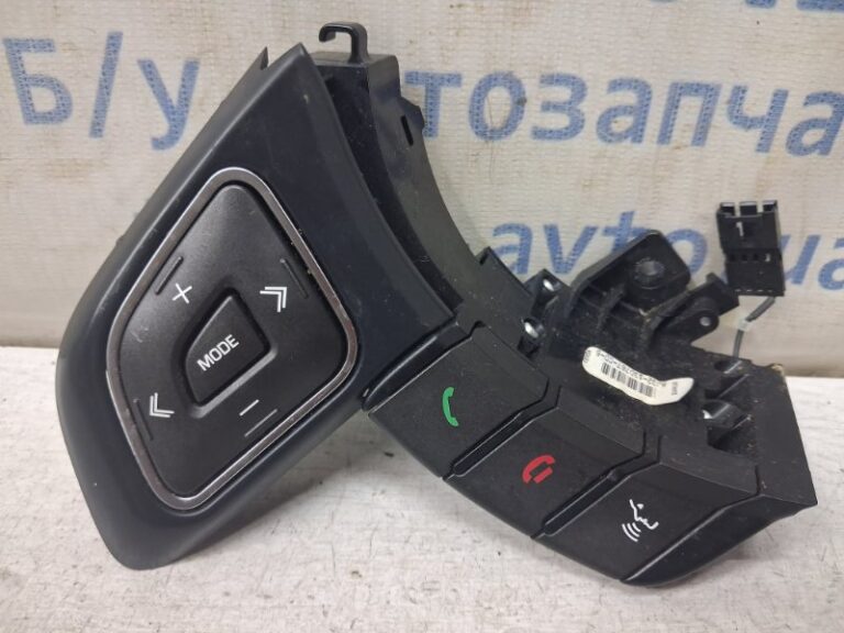Кнопки руля  Land Rover Range Rover Evoque 2011-2018 LR048347 (Арт. 82923)