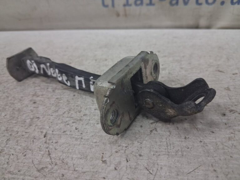Ограничитель двери передний правый Nissan Note 2005-2013 804301U600 (Арт. 83040)