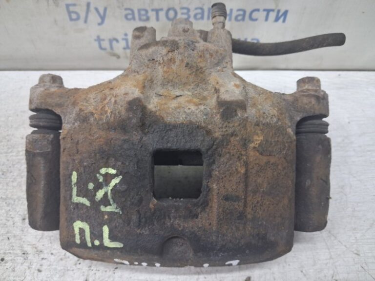 Суппорт передний левый Mitsubishi Lancer 2007-2017 4605A475 (Арт. 83070)