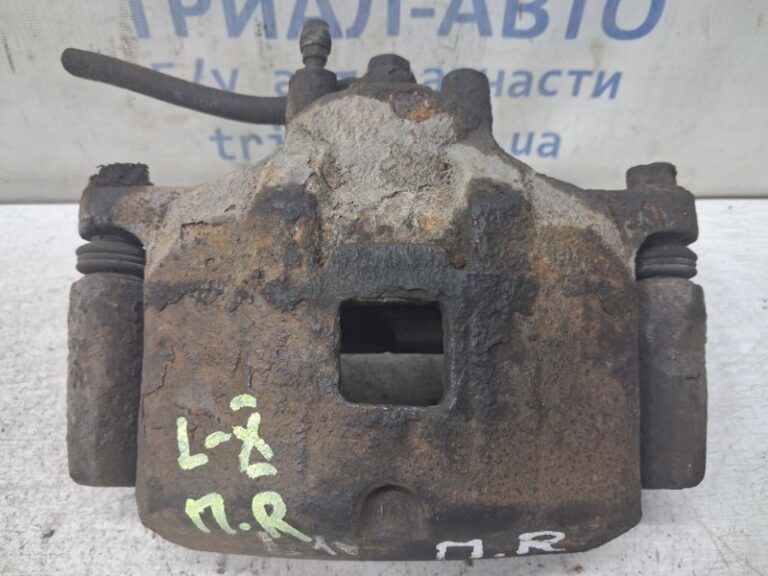 Суппорт передний правый Mitsubishi Lancer 2007-2017 4605A476 (Арт. 83071)