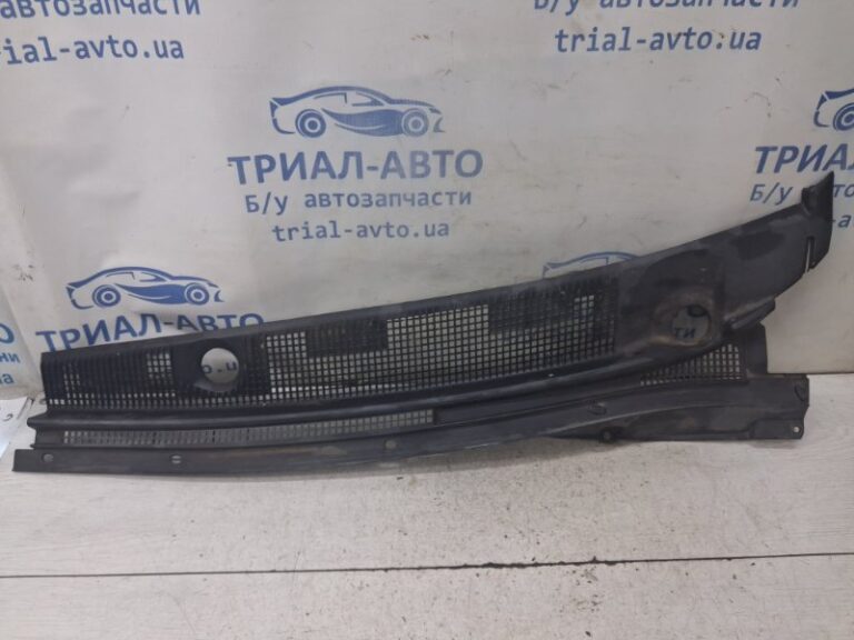 Жабо под лобовое стекло (пластик) Mitsubishi Lancer 2003-2009 MR533285 (Арт. 83178)