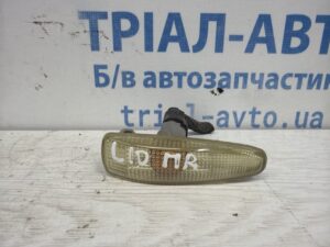 Повторитель поворотника Mitsubishi Lancer 2007-2017 8351A001 (Арт. 83228)