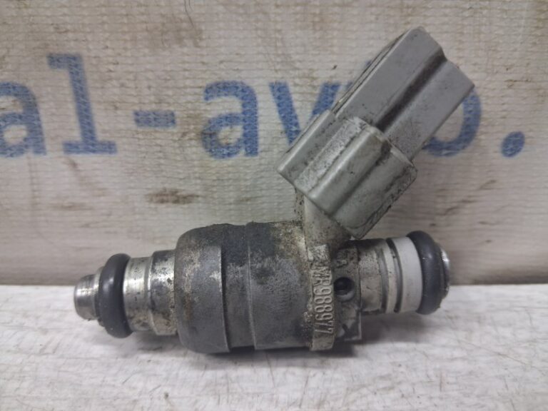 Форсунка топливная Mitsubishi Lancer 2007-2017 MR988977 (Арт. 83260)