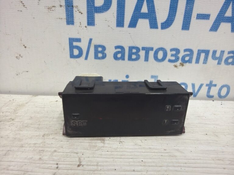 Часы Mitsubishi Lancer 2003-2009 MR962799 (Арт. 83292)