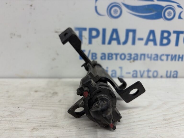 Омыватель фары левый  Land Rover Range Rover Evoque 2011-2018 LR024211 (Арт. 83306)