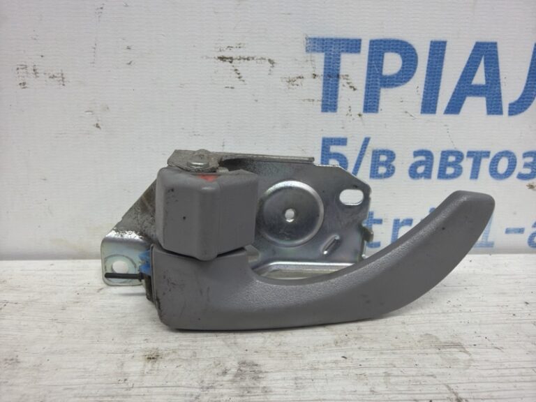 Ручка двери внутренняя левая Kia Sorento 2002-2011 826103E000CY (Арт. 83315)