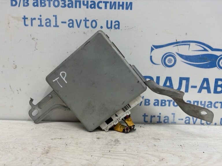 Блок управления Toyota Prado 2002-2009  (Арт. 83322)