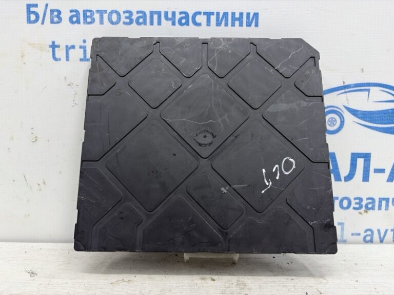 Блок управления Skoda Octavia 2013-2020 5Q0937084AG (Арт. 83348)