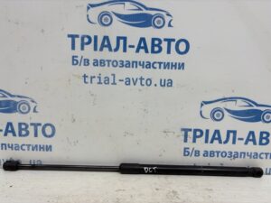Амортизатор крышки багажника Skoda Octavia 2013-2020 5E6827550L (Арт. 83352)