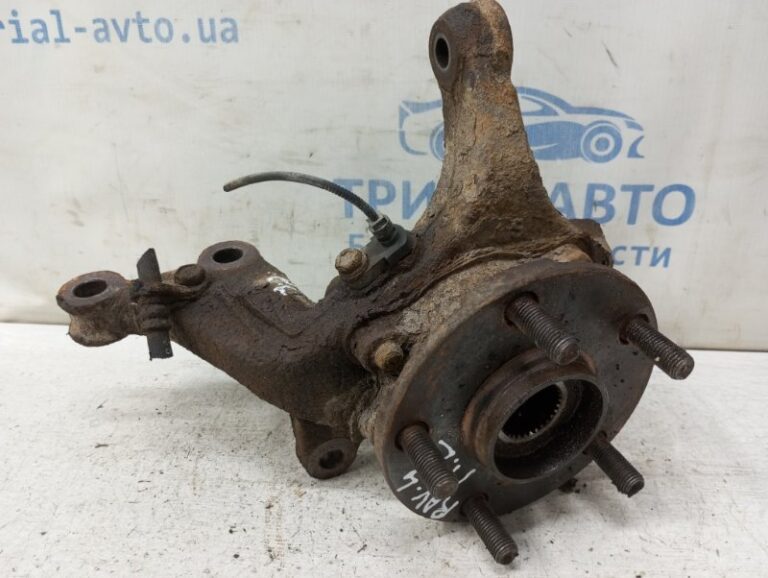 Кулак поворотный левый со ступицей Toyota RAV 4 2005-2016 4321242080 (Арт. 83393)