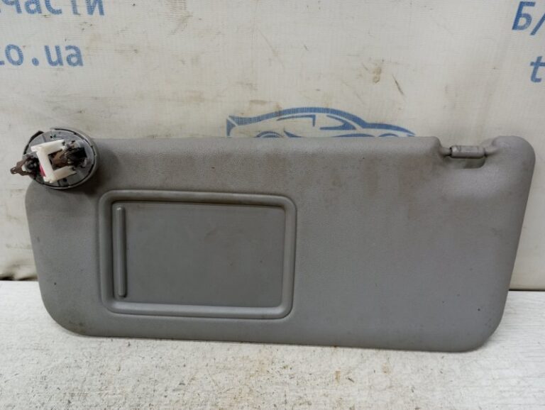 Козырек солнцезащитный левый Toyota RAV 4 2005-2016 7432042460B0 (Арт. 83403)