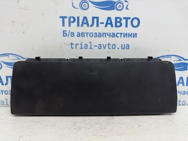 Подушка в колени  Land Rover Range Rover Evoque 2011-2018 LR026034 (Арт. 83575)