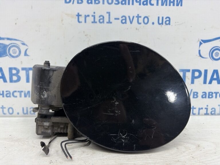 Лючок бака  Land Rover Range Rover Evoque 2011-2018 LR025079 (Арт. 83583)