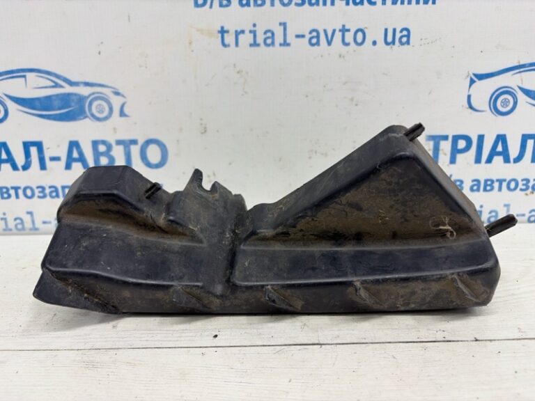 Кронштейн бампера передний правый  Land Rover Range Rover Evoque 2011-2018 LR036189 (Арт. 83585)