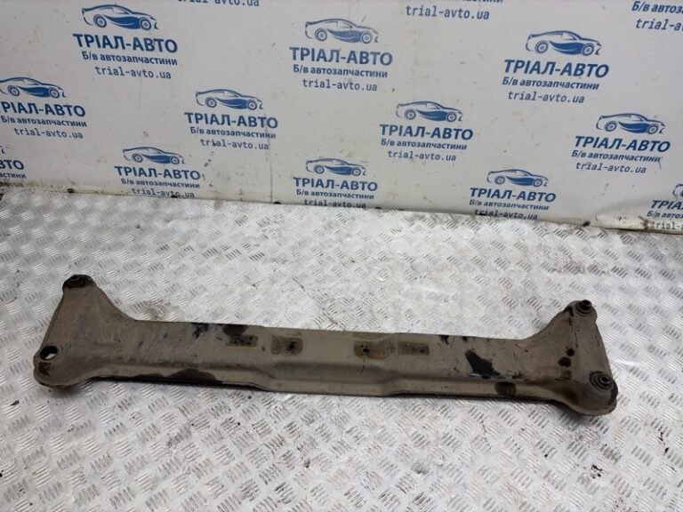 Балка передняя поперечная Mitsubishi Pajero Wagon 2006-2022 MN125541 (Арт. 83618)