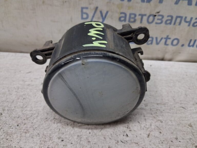 Фара противотуманная Mitsubishi Pajero Wagon 2006-2022 MN142091 (Арт. 83649)